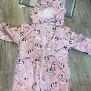 Light weight rain jacket